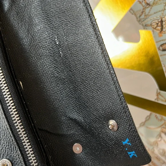 Louis Vuitton Black Damier Graphite Long Wallet on Chain - Picture 13 of 14